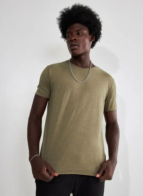 Camiseta Básica Malha Leve