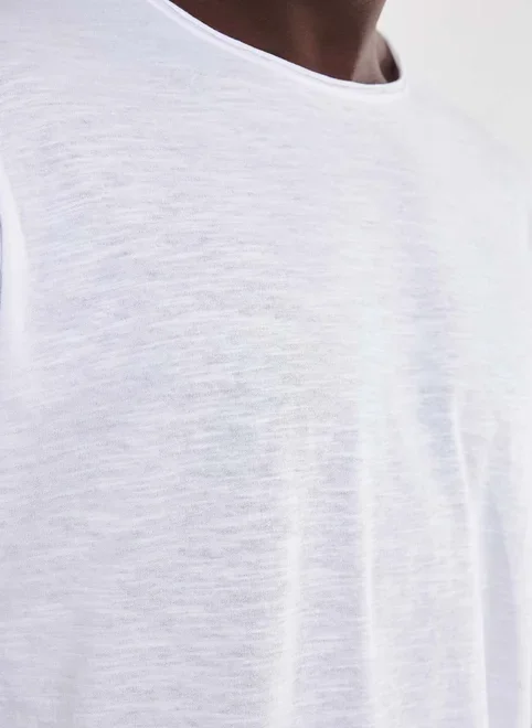 Camiseta Básica Malha Leve