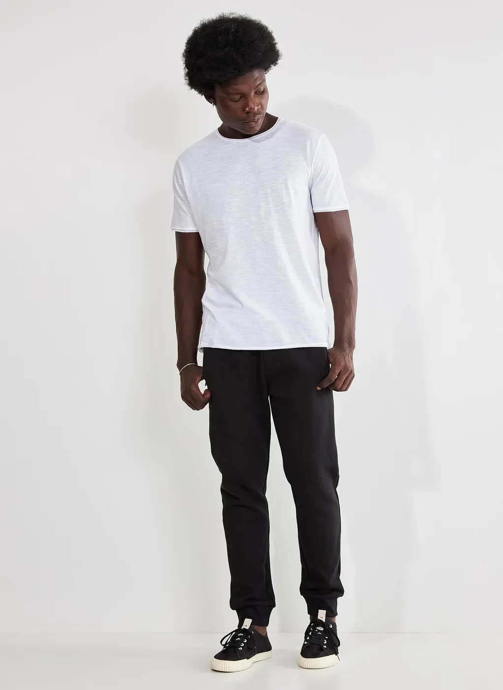 Camiseta Básica Malha Leve