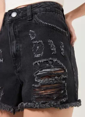 Short Jeans Preto Desfiado Com Rasgos