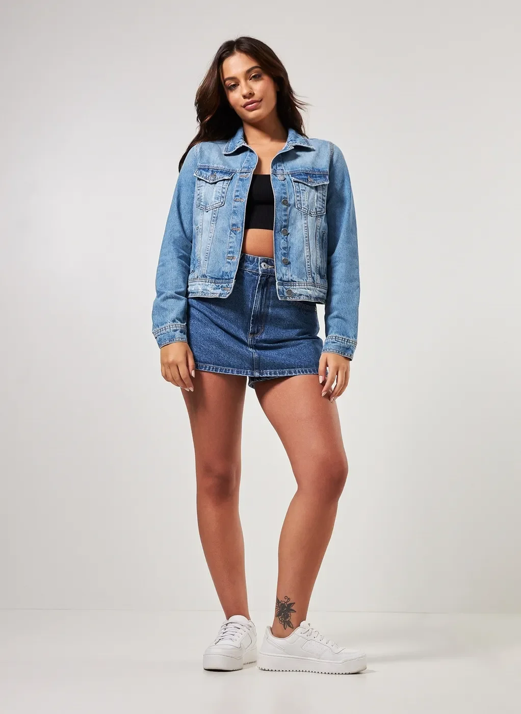 Jaqueta Básica em Jeans Médio