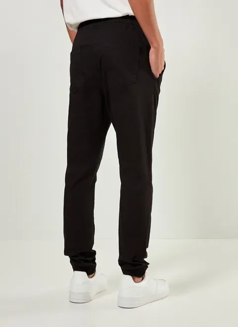 Calça Jogger em Sarja Preta