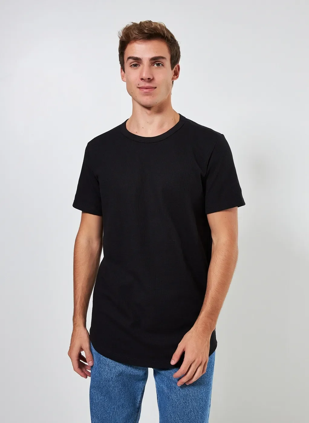 Camiseta Alongada em Malha Texturizada