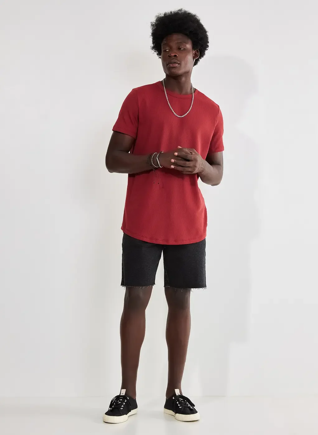 Camiseta Alongada em Malha Texturizada