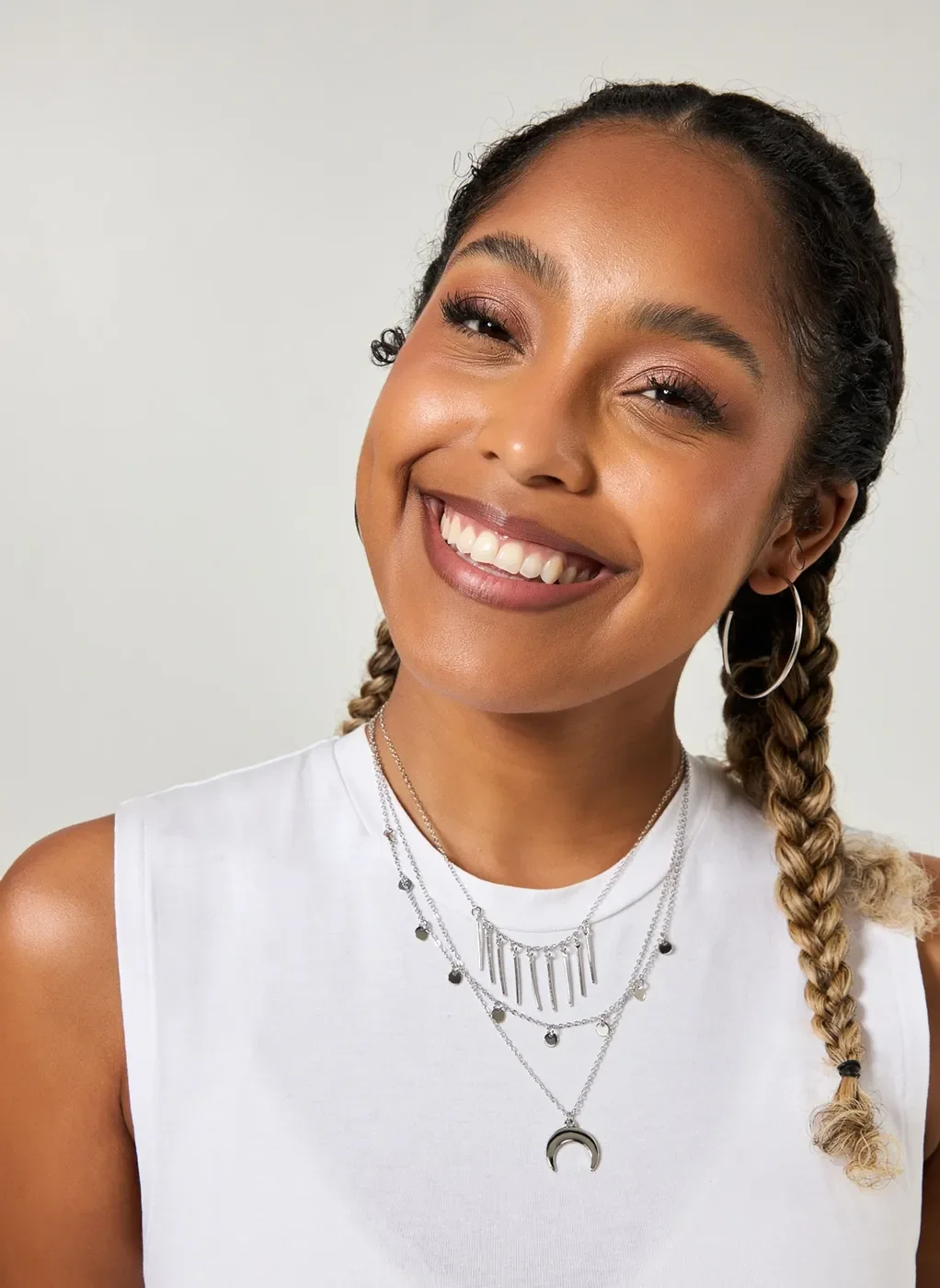 Kit 2 Chokers e Colar Meia Lua