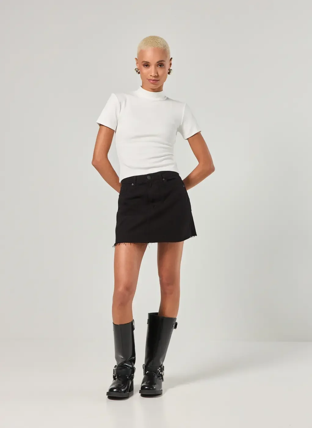 Blusa Básica de Golinha Alta