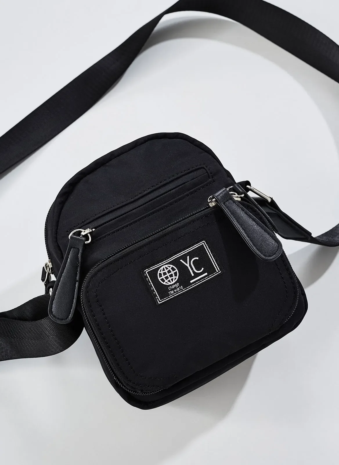 Shoulder Bag Mini Preta (ponta no ecom com mais de 16 semanas - desativado em 03.04.23)