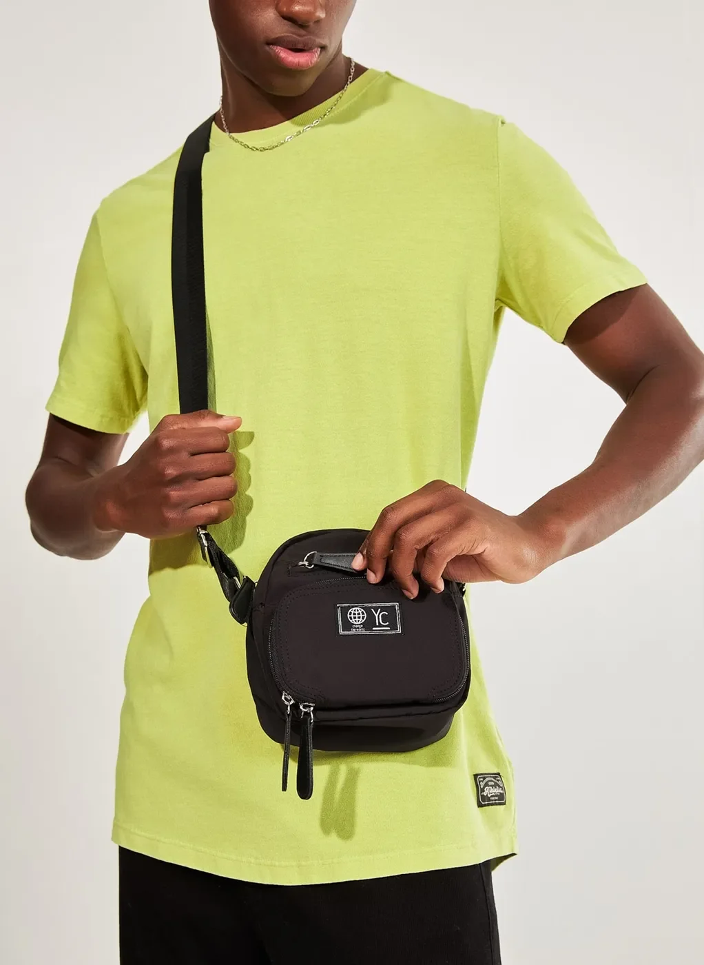 Shoulder Bag Mini Preta (ponta no ecom com mais de 16 semanas - desativado em 03.04.23)