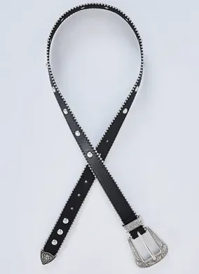 Cinto Fino com Fivela Diferenciada e Tachinhas