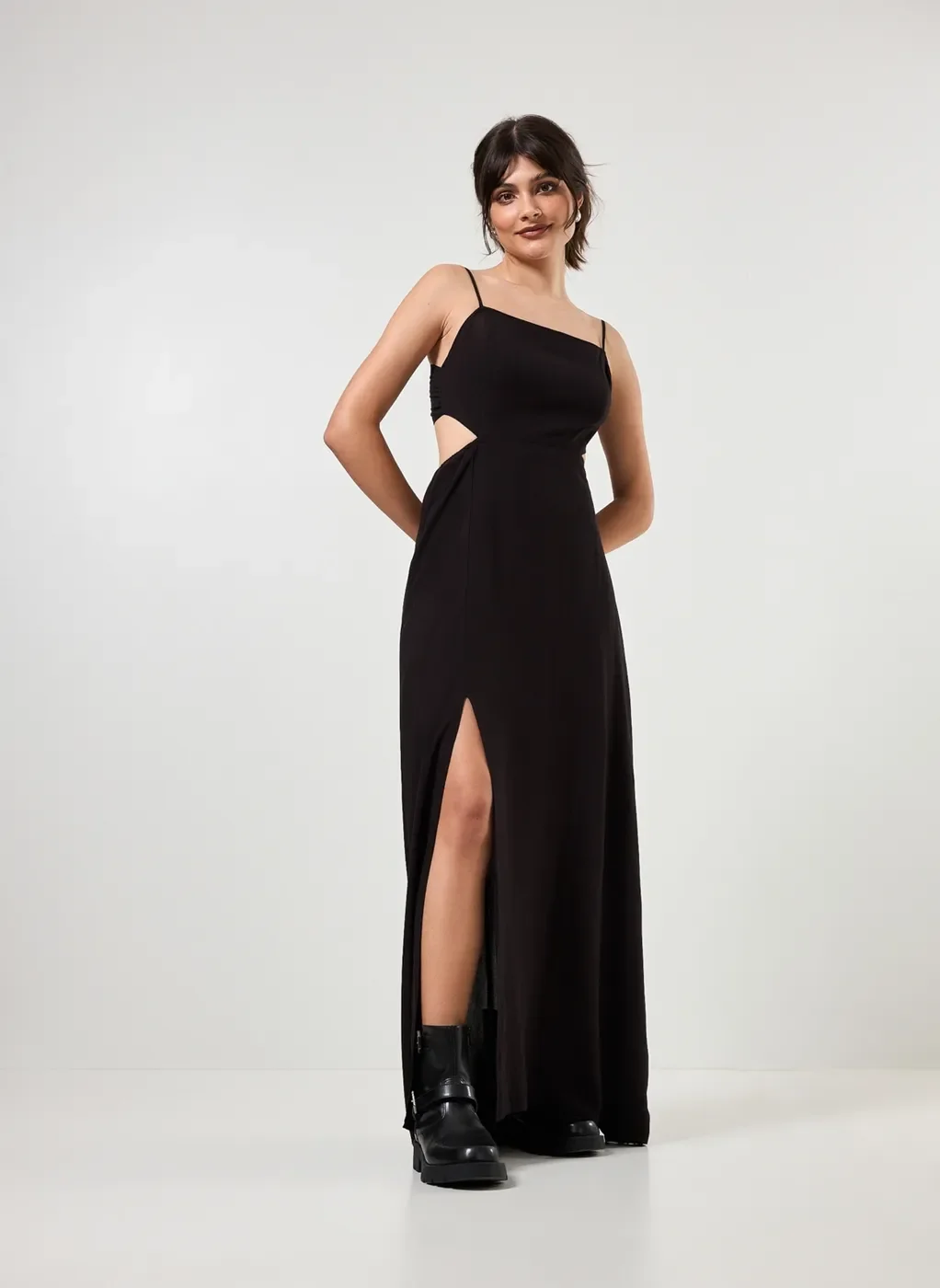 Vestido Longo com Amarração e Fenda Lateral