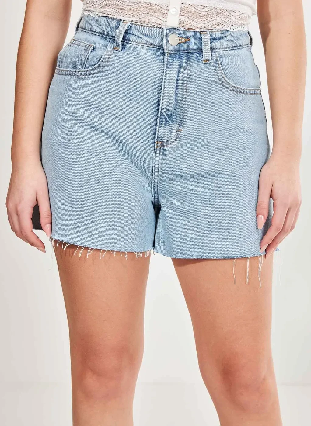 Short Mom Jeans Cintura Alta