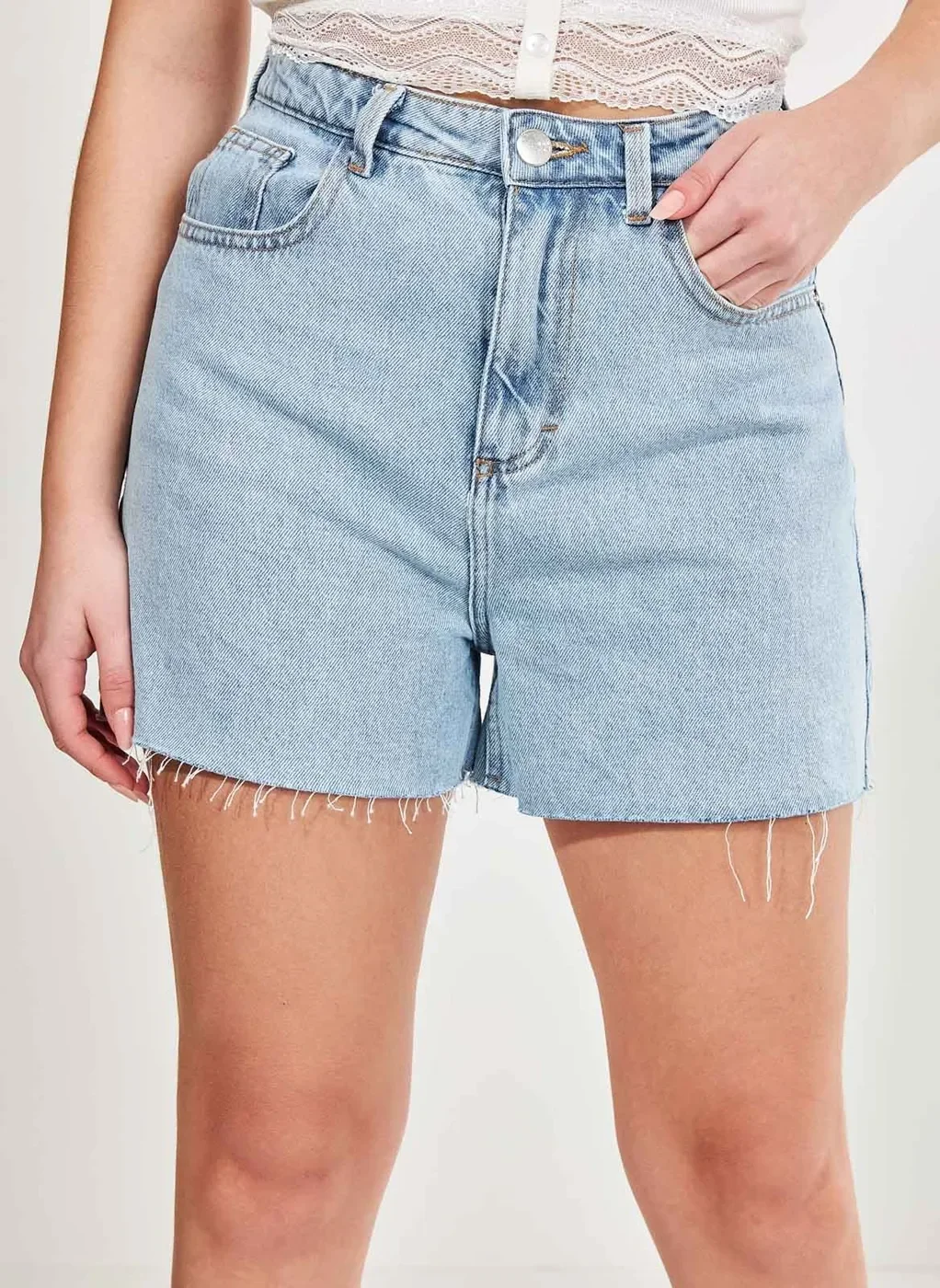 Short Mom Jeans Cintura Alta