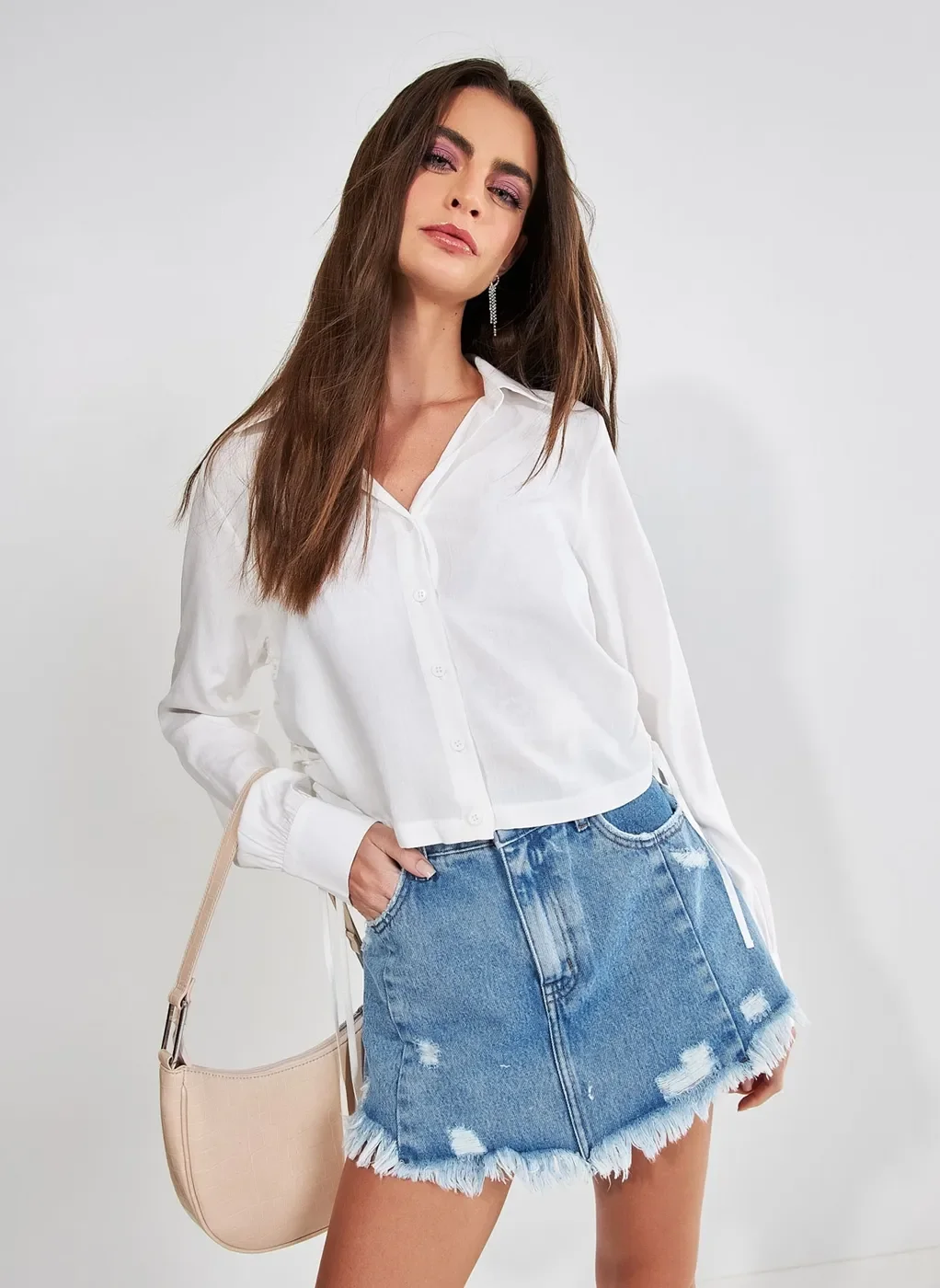 Camisa Cropped com Amarração Lateral