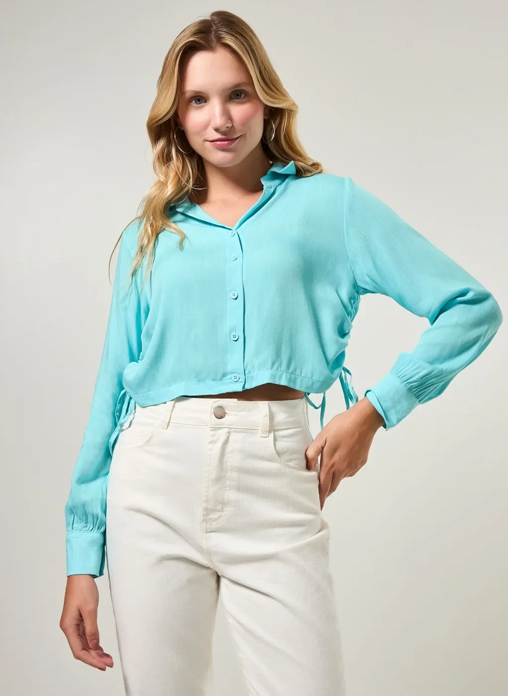 Camisa Cropped com Amarração Lateral