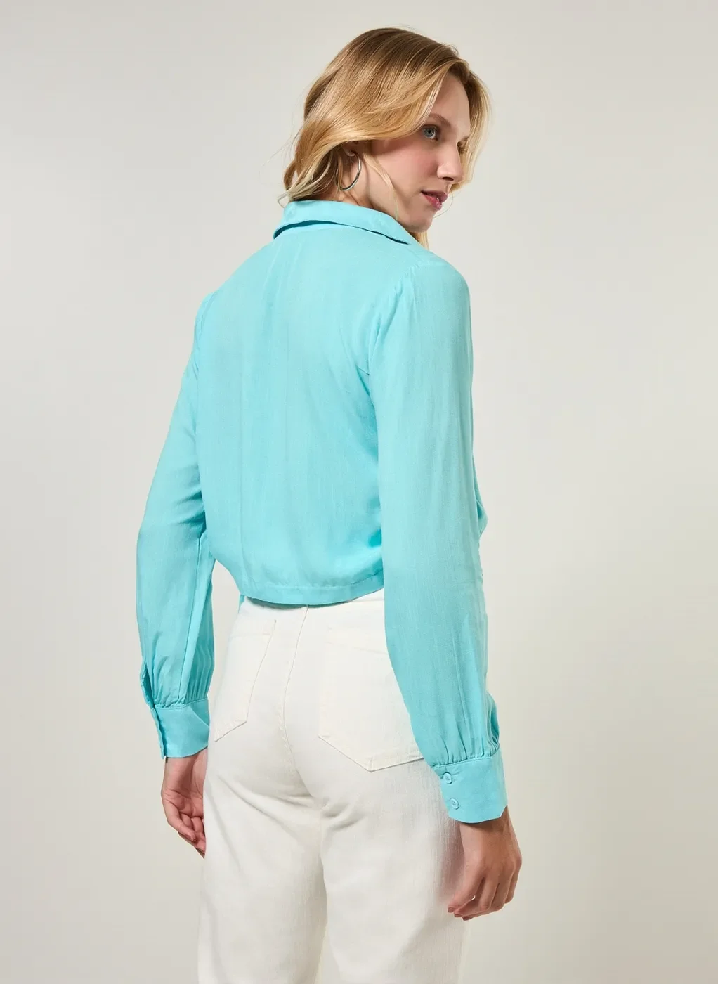 Camisa Cropped com Amarração Lateral