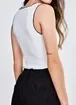Regata Cropped com Costura Contrastante