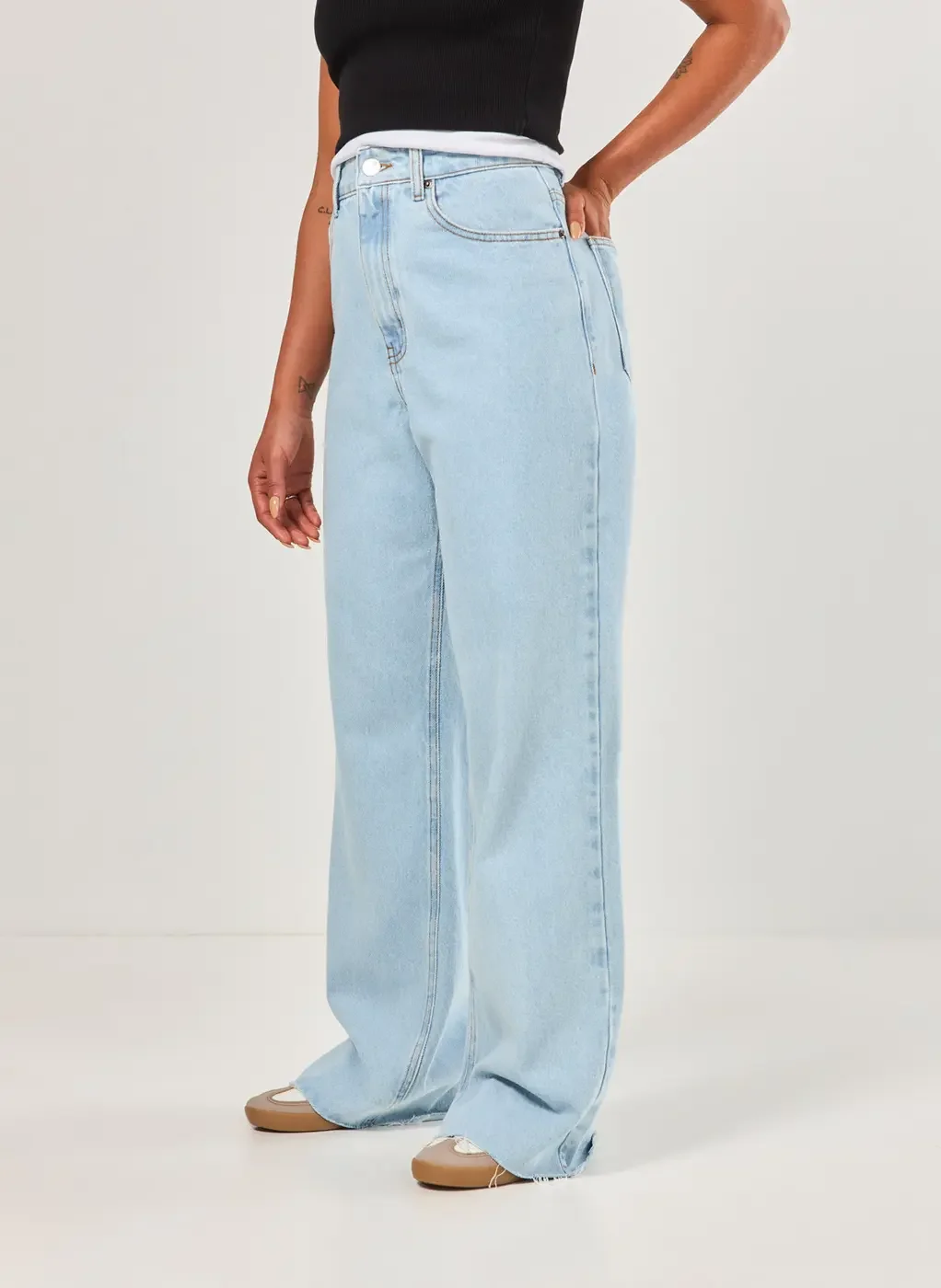 Calça Jeans Wide Leg Cintura Alta