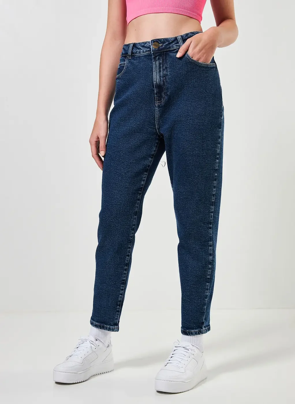 Calça Mom Jeans Escura