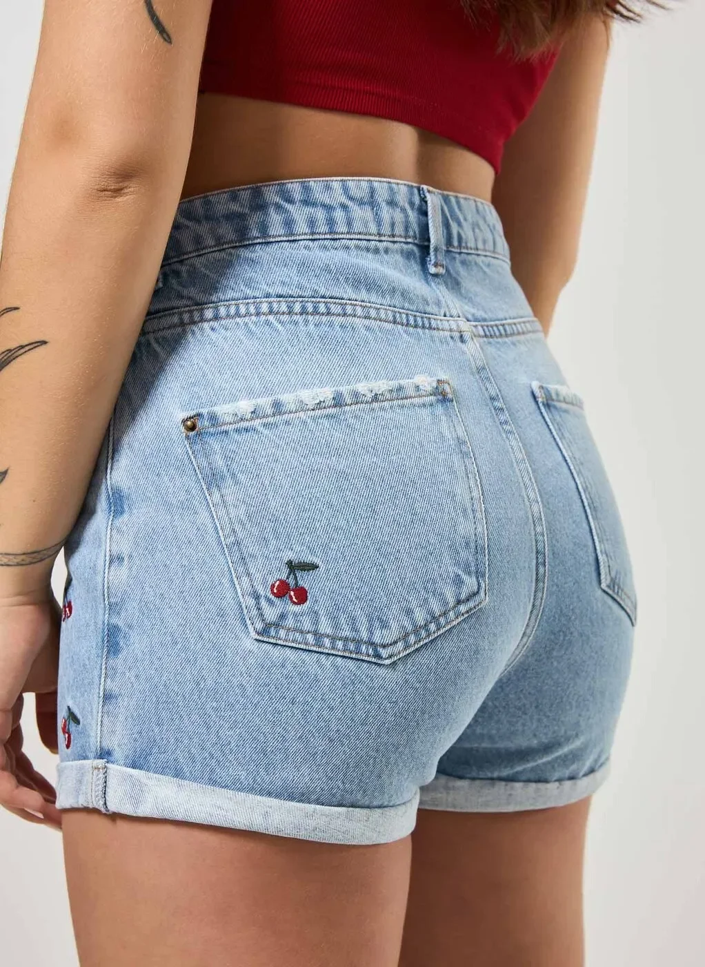 Short Jeans Cerejas