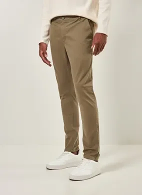 Calça Chino Slim Em Sarja Verde Militar