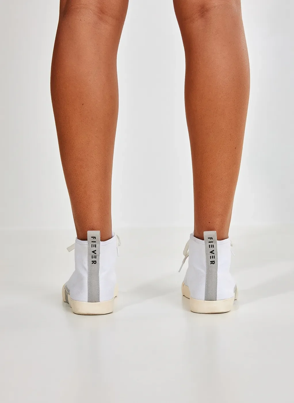 Tênis Branco Blink Bota All Gender Fiever