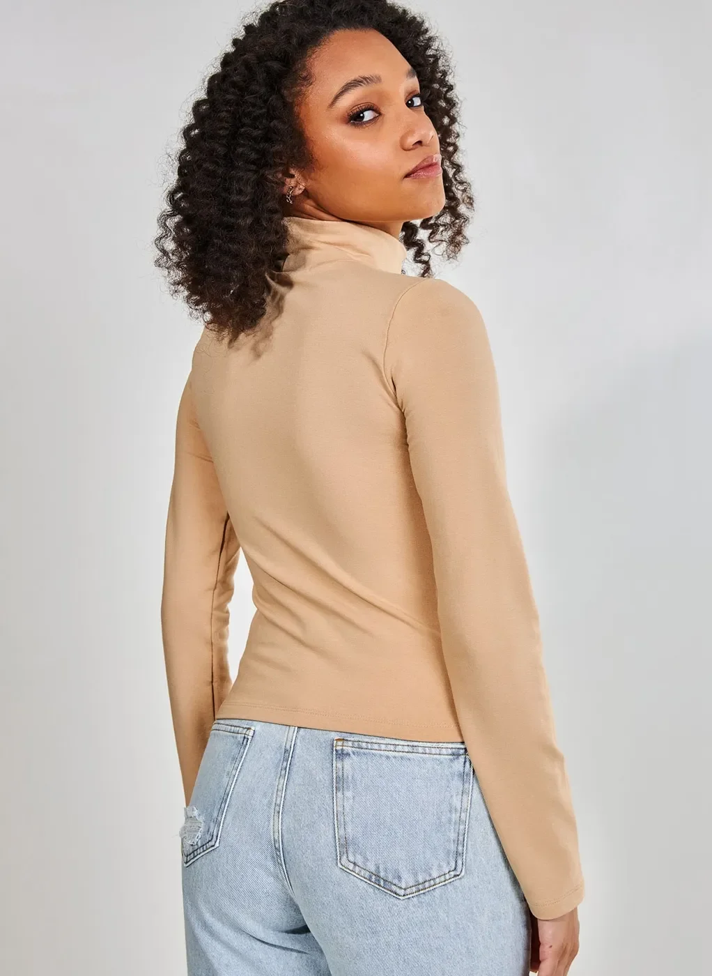 Blusa Manga Longa Básica Com Golinha