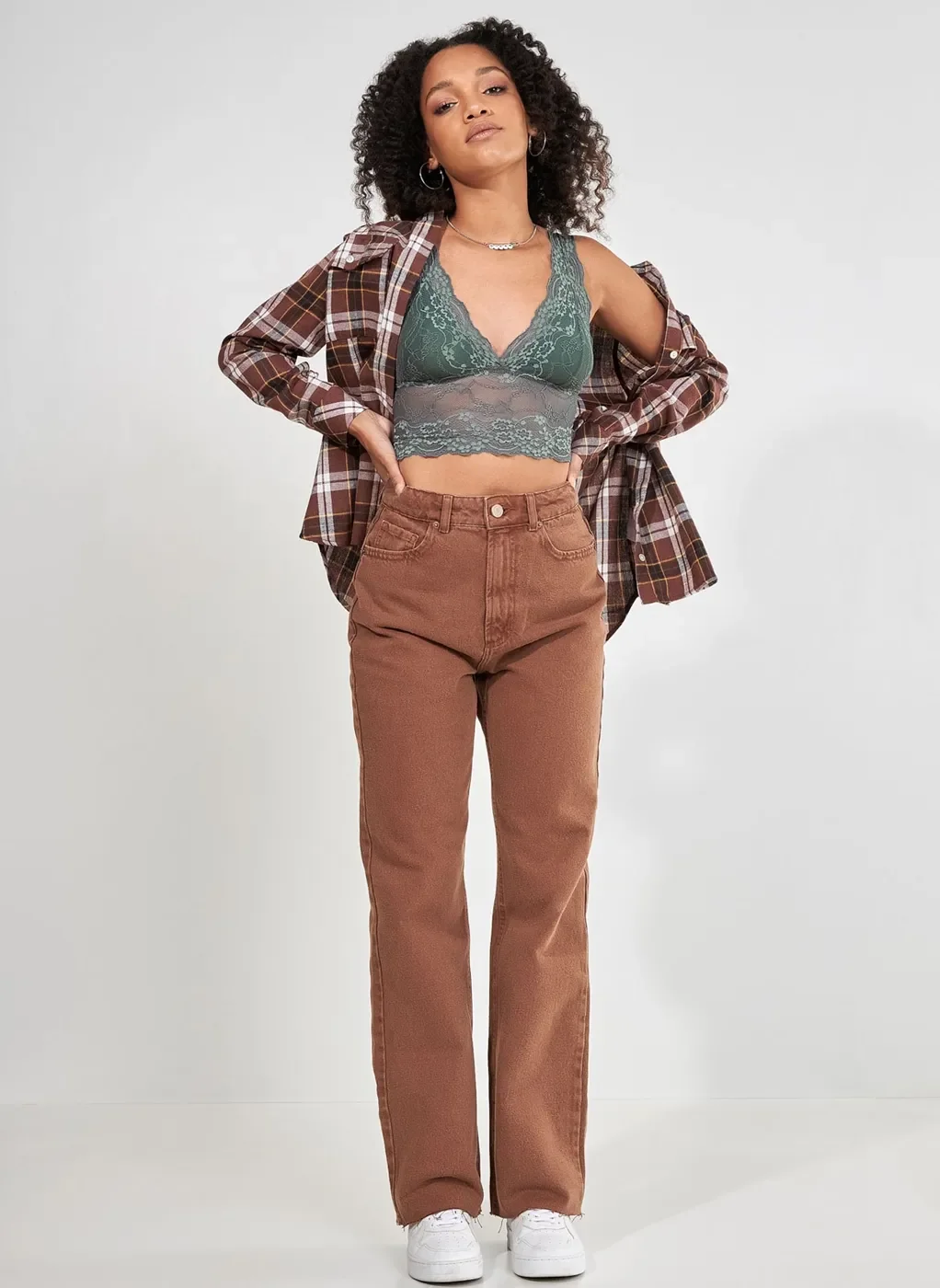 Calça Reta Over De Sarja Marrom