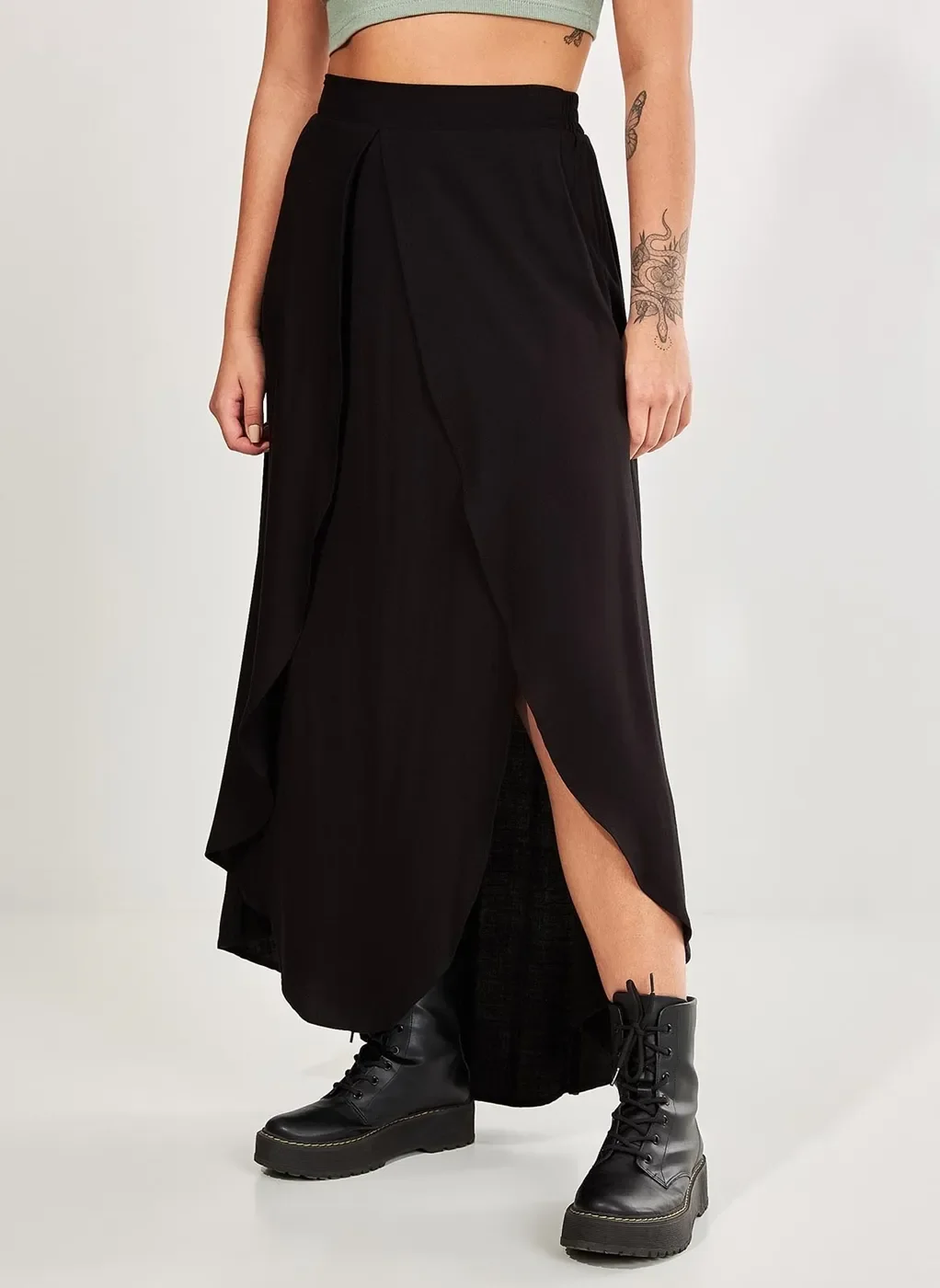Saia Longa Pareô Preta