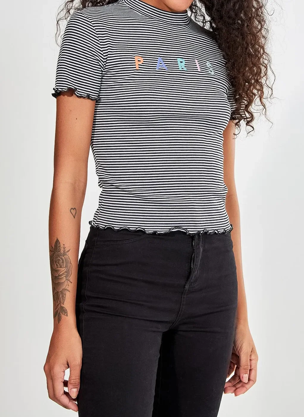 Blusa Listrada Com Escrito Colorido
