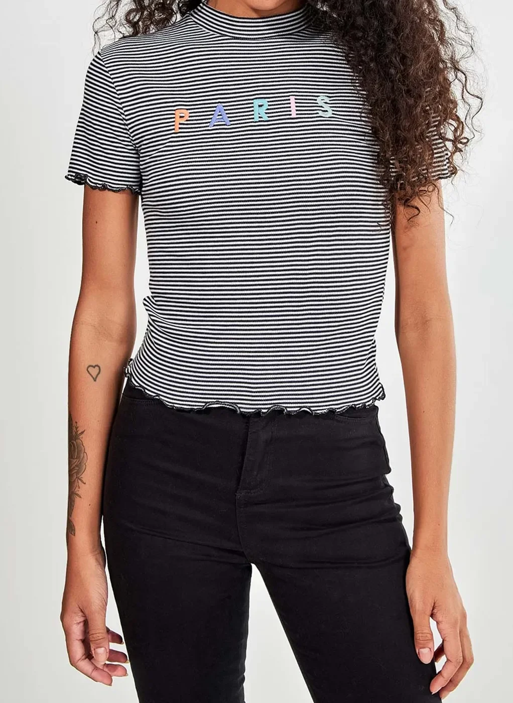 Blusa Listrada Com Escrito Colorido