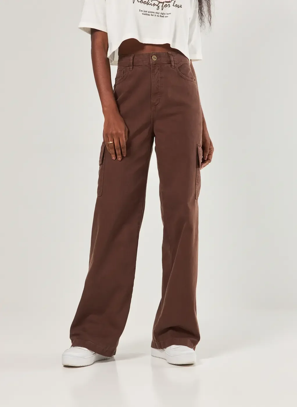 Calça Wide Leg Cargo Cintura Alta