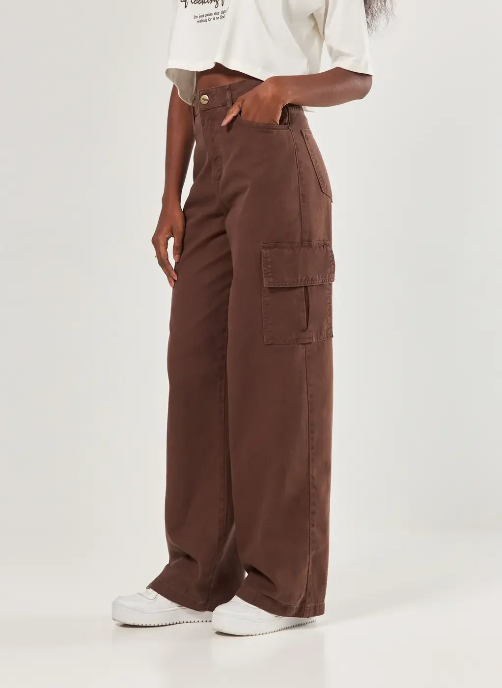 Calça Wide Leg Cargo Cintura Alta