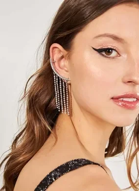 Brinco Earcuff Strass