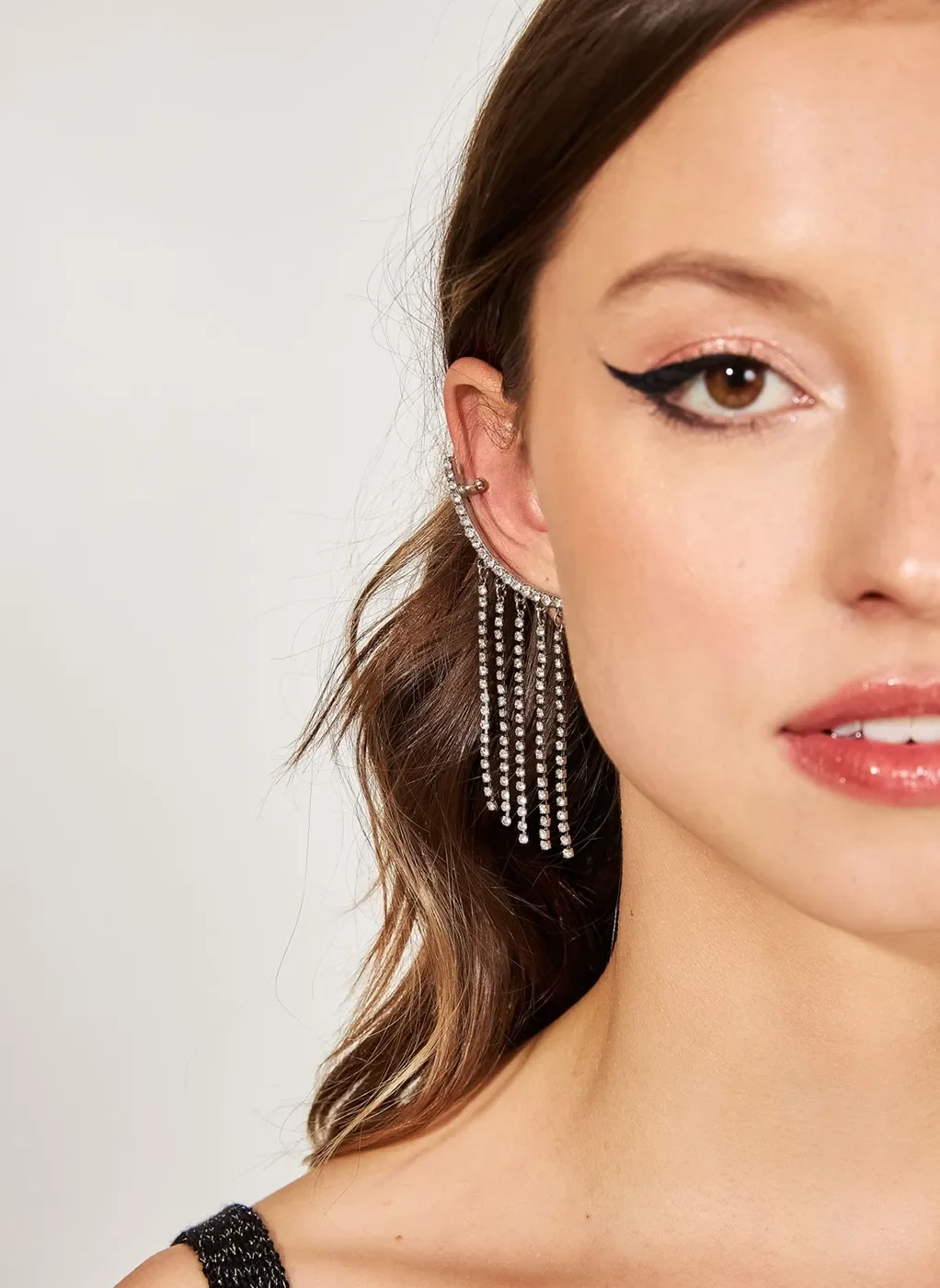 Brinco Earcuff Strass