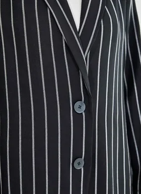 Blazer Preto Risca De Giz