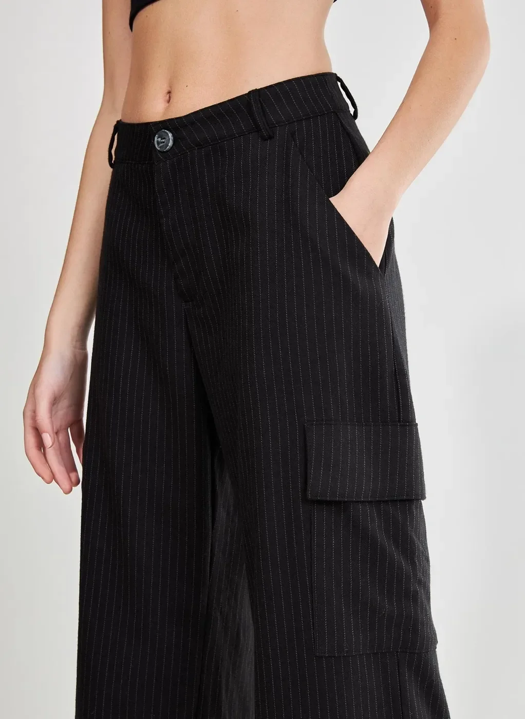 Calça Alfaiataria Cargo Com Risca De Giz