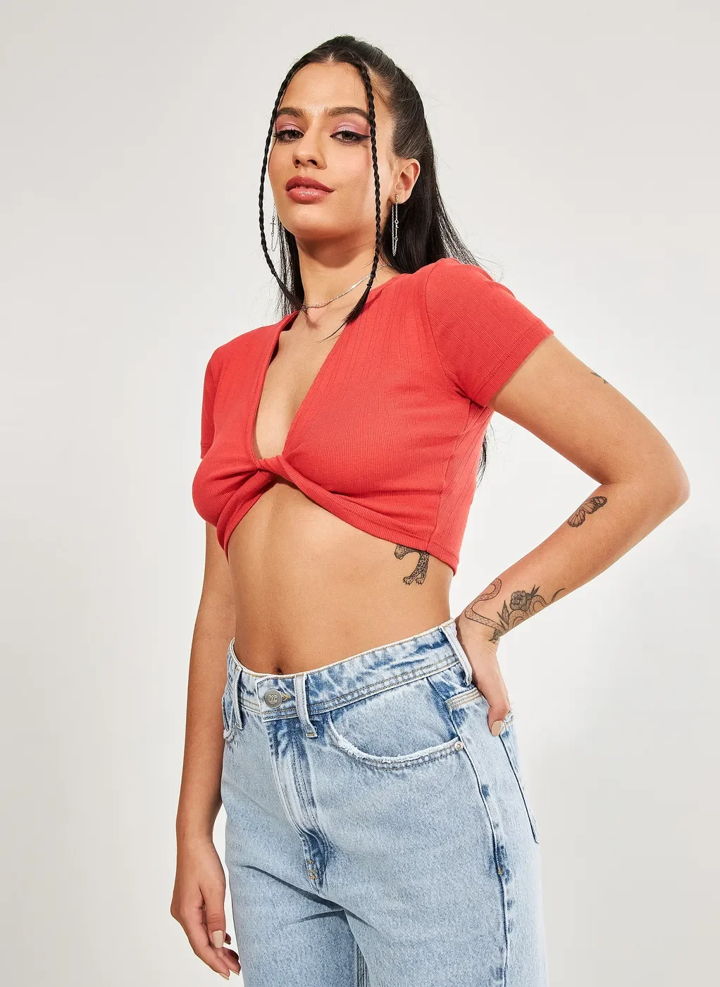 Cropped Vermelho Com Torção