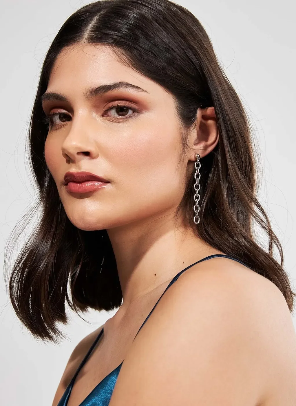 Brincos Longos De Correntinhas E Strass