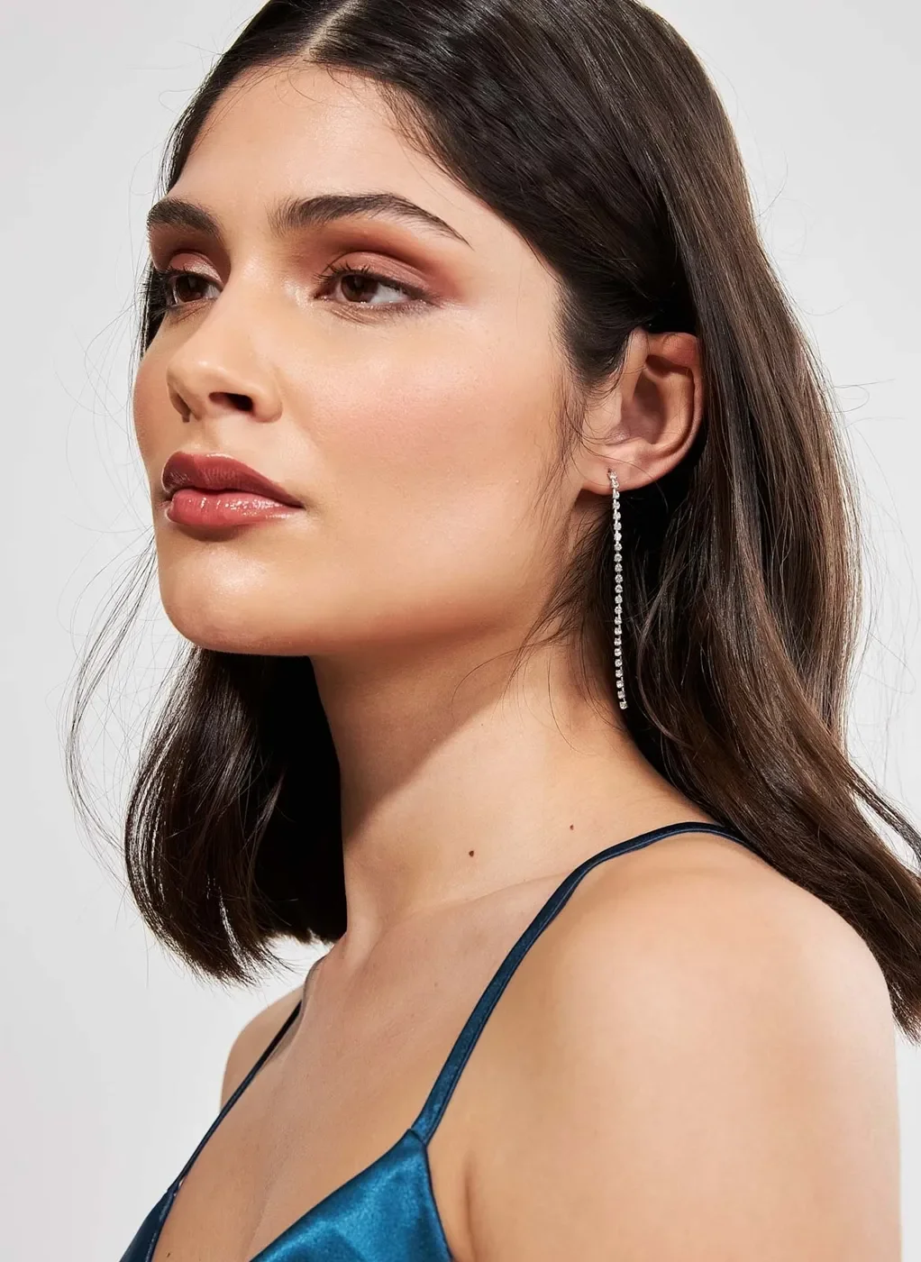 Brincos Longos De Correntinhas E Strass