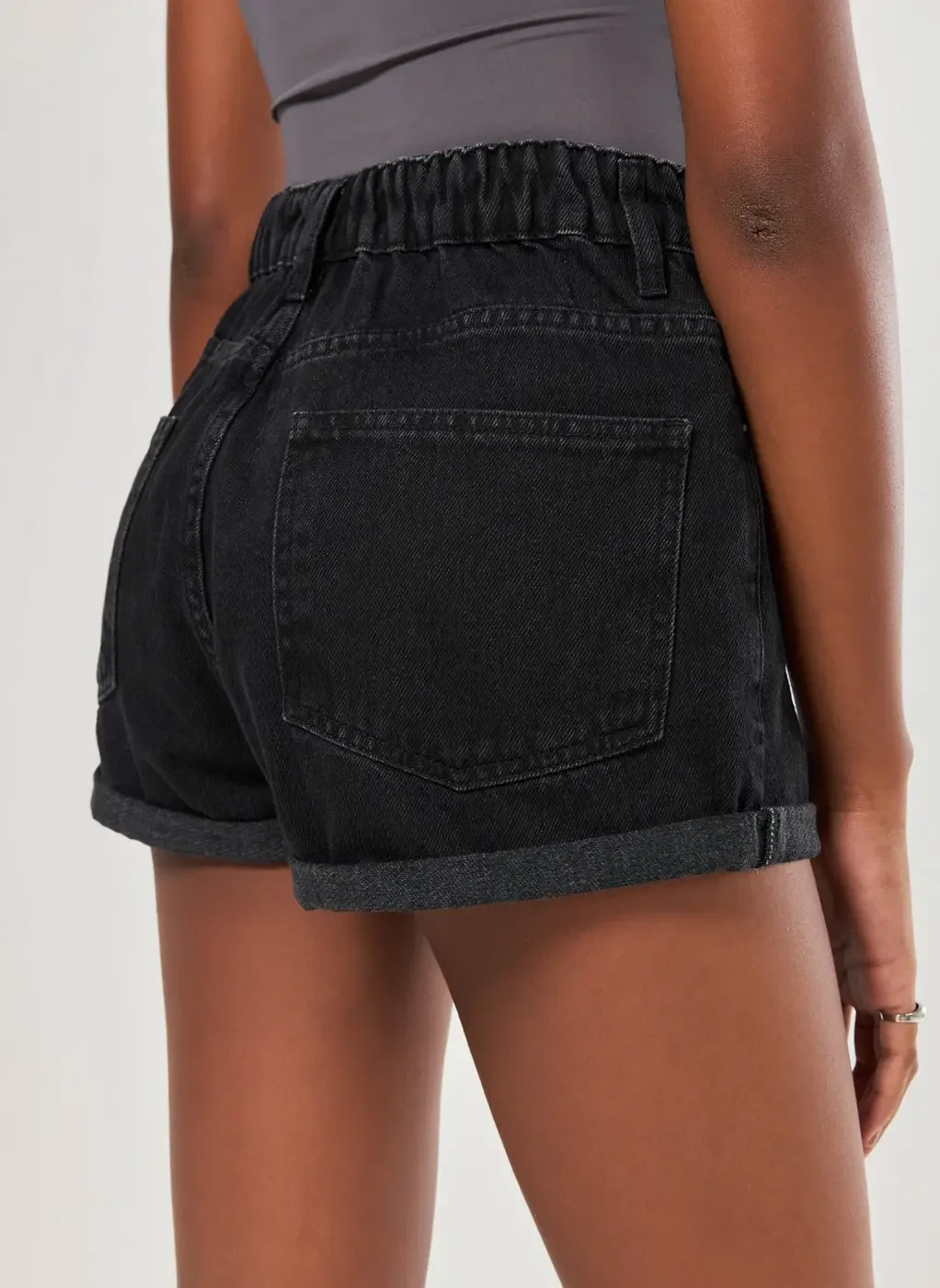 Short Jeans Mom Cintura Com Elástico