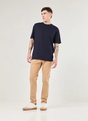 Calça Chino Slim Em Sarja Caqui