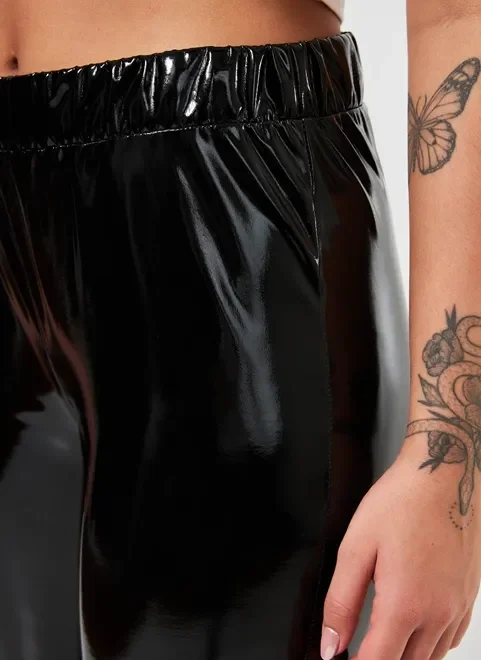 Legging Em Vinil Preto