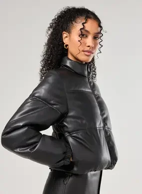 Jaqueta Puffer Preta Em Poliuretano