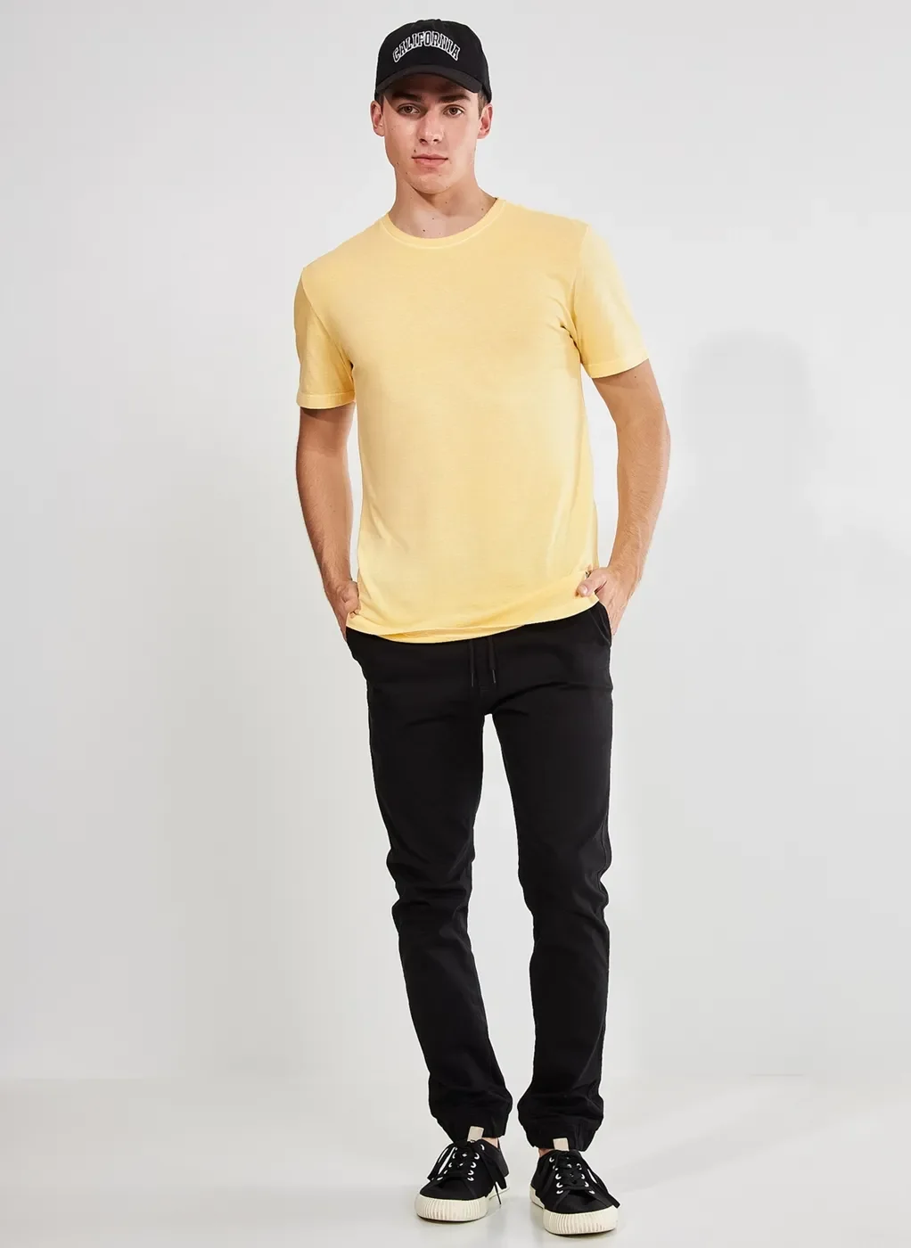 Camiseta Amarela Estonada