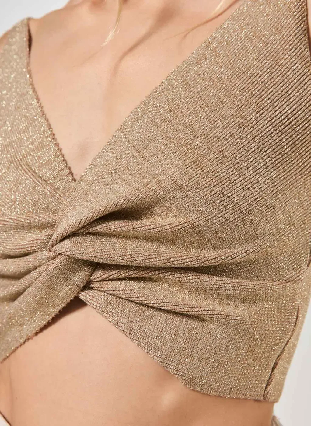 Top De Retilínea Torcido Com Brilho