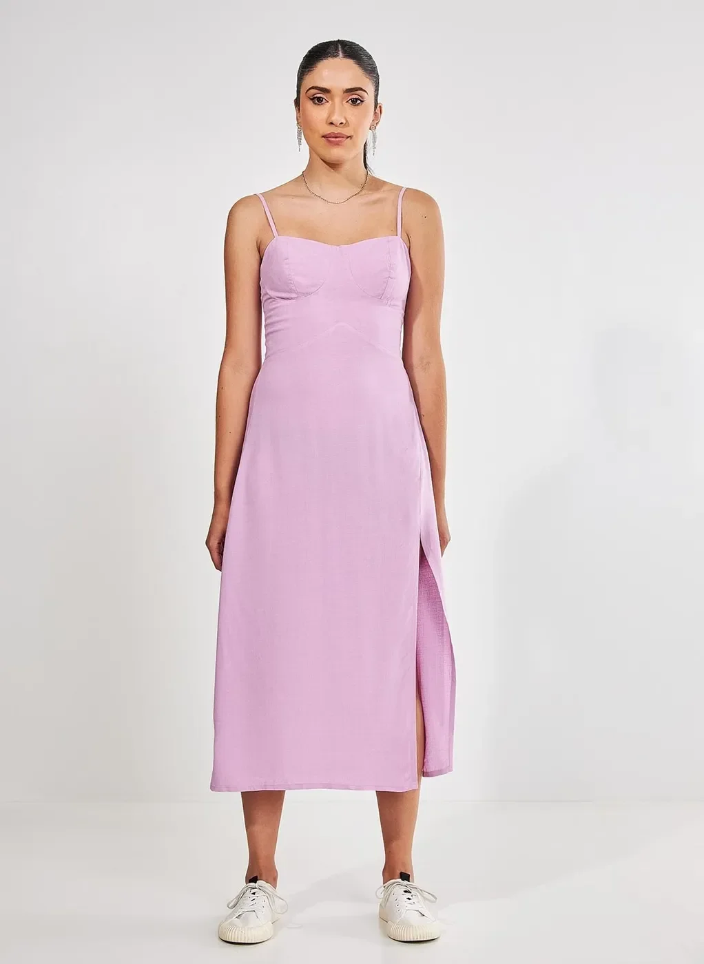 Vestido Midi Com Busto Marcado