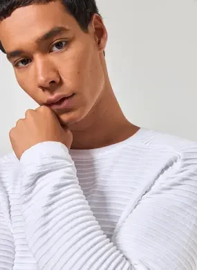 Blusão Leve Em Retilínea Texturizada