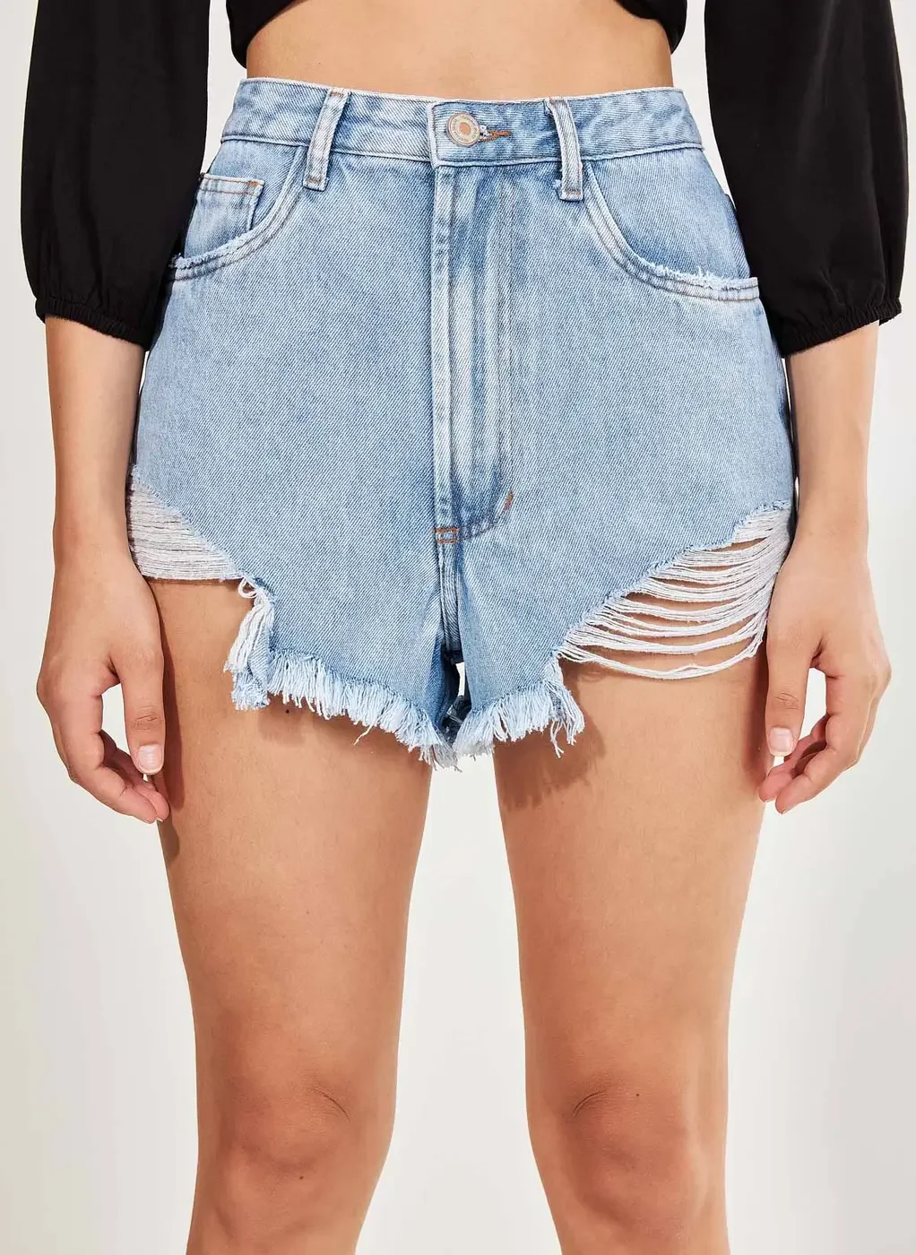 Short Jeans Claro Desfiado