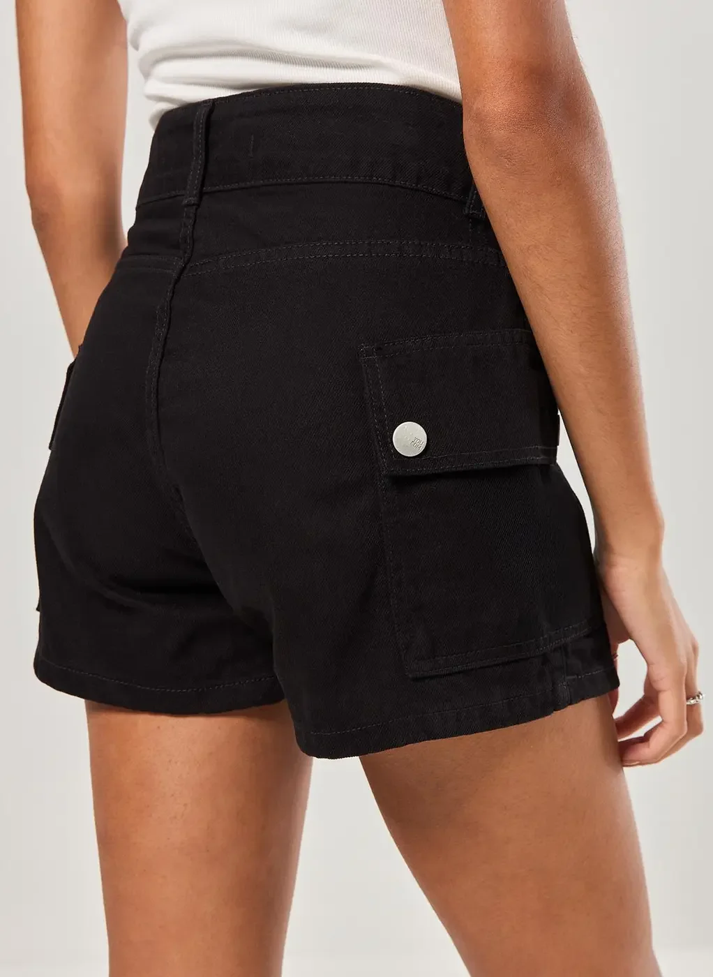 Short Saia Cargo Em Sarja