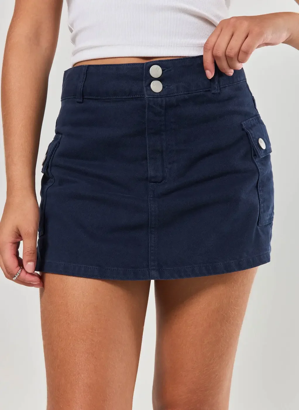 Short Saia Cargo Em Sarja